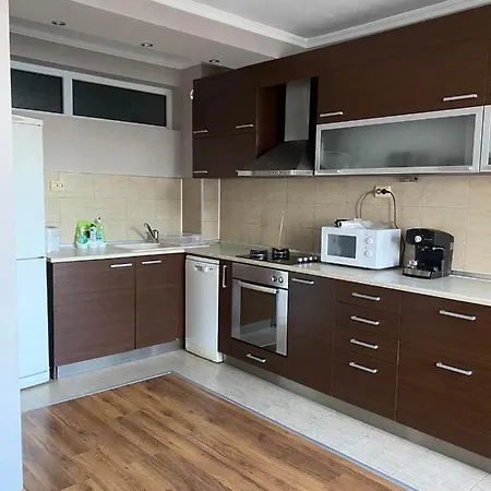 Apartment Noviyat Grad Pomorie