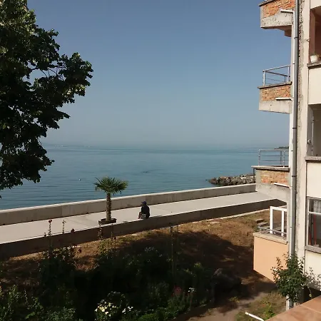 Noviyat Grad